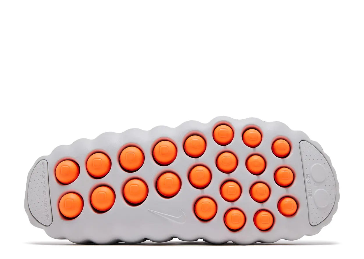 Nike Mind 001