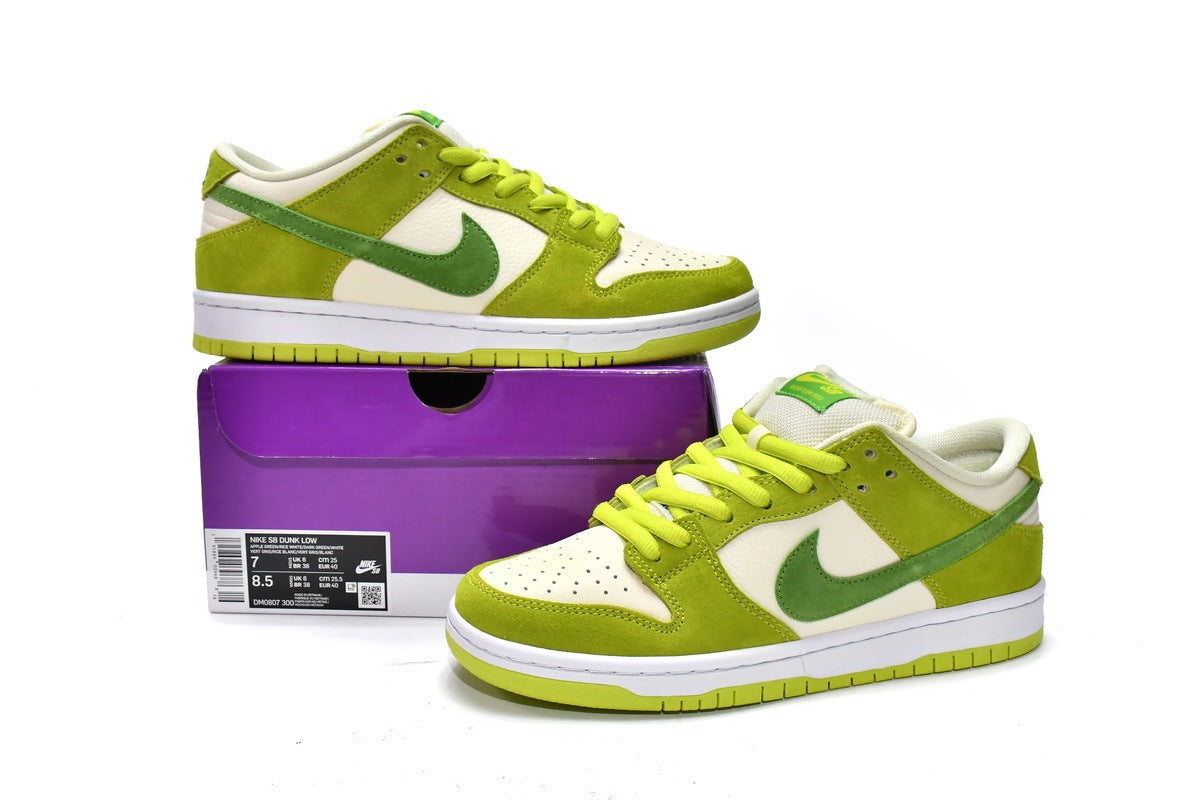 Nike Dunk low sour apple