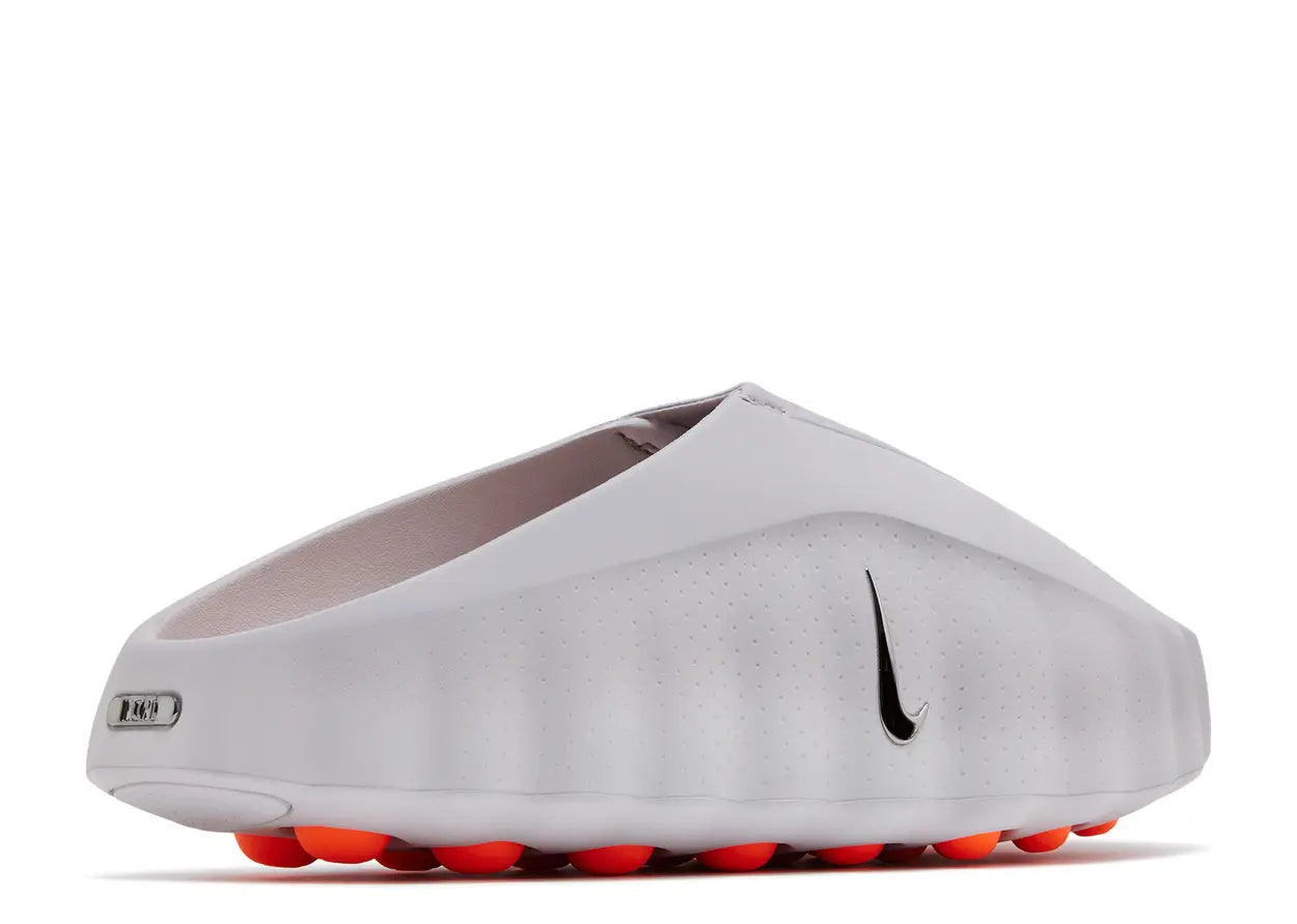Nike Mind 001