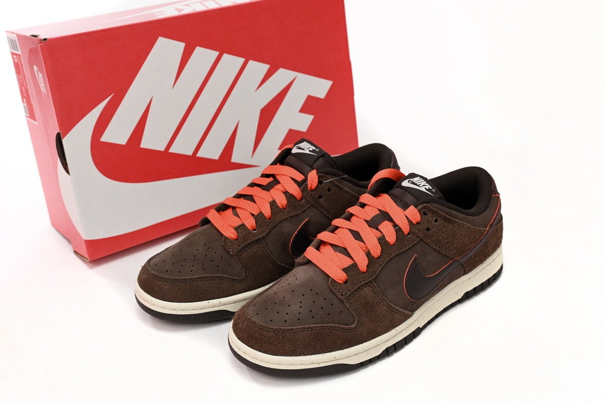 Nike dunk low Baroque brown