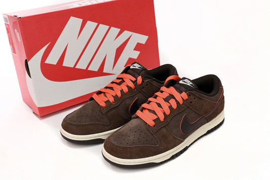 Nike dunk low Baroque brown